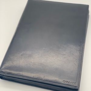 Coach Media Folio / Pad Folio